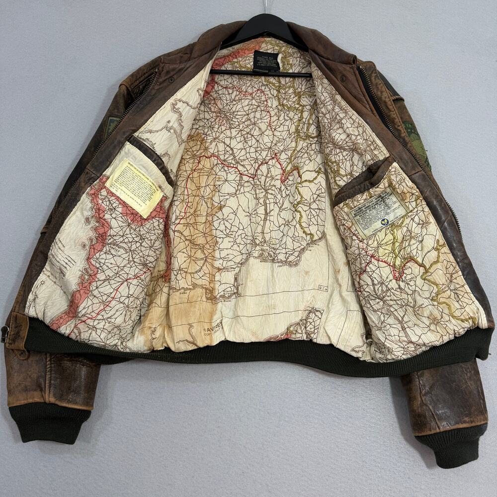 Vintage Avirex Old Leather A-2 Bomber Jacket Medium Europe Map Lining Patches - Picture 10 of 15